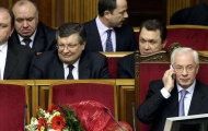 Азаров рассказал, почему все недовольны нынешним правительством