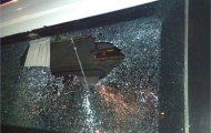 Запорожские болельщики забросали камнями автобусы с болельщиками Шахтера