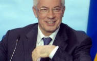 Азаров заверил украинцев, что сахар дорожать не будет