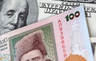 Валютная паника в Украине: не больше 300 долларов в руки