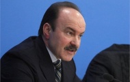 Губернатор Львовской области подал в отставку из-за свиста в адрес Виктора Януковича 
