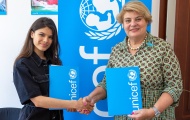 Певица Michelle Andrade стала другом ЮНИСЕФ в Украине