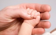 Из-за кондиционера украинских матерей-одиночек будут лишать помощи государства 