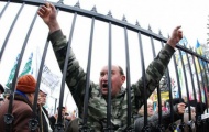 Чернобыльцы угрожают правительству сорвать проведение в Украине ЕВРО-2012 