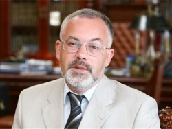 Дмитрий Табачник взялся за изменение школьных нормативов Дмитрий Табачник взялся за изменение школьных нормативов