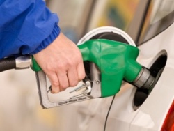 В Украине бензин стал дешевле