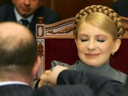 Власенко заявляет, что Тимошенко собирается на парламентские выборы Власенко заявляет, что Тимошенко собирается на парламентские выборы