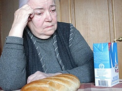 Кабмин искусственно занижает прожиточный минимум Кабмин искусственно занижает прожиточный минимум