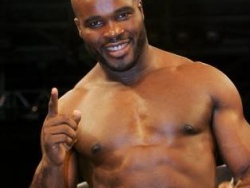 Жан-Марк Мормек заработал 900 тысяч евро, проиграв бой с Кличко