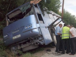 В Болгарии группа украинских туристов попала в автомобильную аварию В Болгарии группа украинских туристов попала в автомобильную аварию
