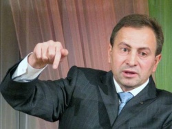 Томенко рассказал когда Луценко и Тимошенко смогут выйти на свободу Томенко рассказал когда Луценко и Тимошенко смогут выйти на свободу