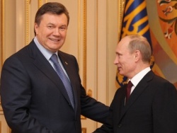 Путин предлагает Януковичу подписывать договор о ЗСТ синхронно Путин предлагает Януковичу подписывать договор о ЗСТ синхронно