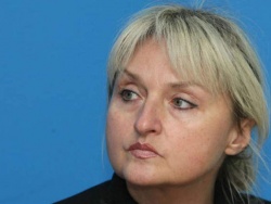 Жена Луценко заявила, что Яценюку выгодно заключение ее супруга Жена Луценко заявила, что Яценюку выгодно заключение ее супруга