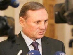 Ефремов: Тимошенко спекулирует на той болезни, которой больны 90% людей после 40 лет