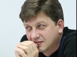 Милиция задержала ярого противника принятия закона о языках, Олеся Дония Милиция задержала ярого противника принятия закона о языках, Олеся Дония