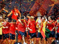 Финал Евро-2012: Испания-Италия 4-0