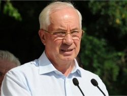 Николай Азаров: подгузники и презервативы должны быть украинскими!