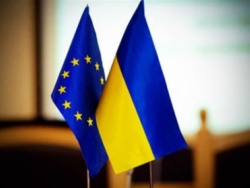 Украина и ЕС успешно парафировали соглашение о зоне свободной торговли Украина и ЕС успешно парафировали соглашение о зоне свободной торговли