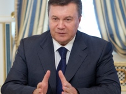 Янукович предложил Меркель выкупить Тимошенко за $7млрд Янукович предложил Меркель выкупить Тимошенко за $7млрд