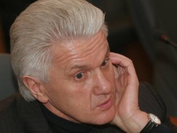 Литвин назвал виновных в подписании «языкового закона»
