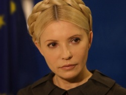 Моя единственная вина в том, что Янукович знает - моя свобода уничтожит его политическую карьеру, - считает Тимошенко Моя единственная вина в том, что Янукович знает - моя свобода уничтожит его политическую карьеру, - считает Тимошенко