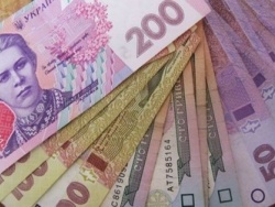 Азаров решил собирать валюту у граждан Азаров решил собирать валюту у граждан
