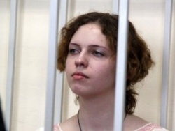 Девушка, поджарившая яичницу на Вечном огне, получила три года
