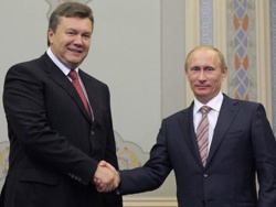 Путин отказался принимать Януковича в российской столице Путин отказался принимать Януковича в российской столице