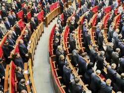 Азарова отправили в отставку, законы от 16 января отменили, а Евромайдан все остается - Радио Свобода Азарова отправили в отставку, законы от 16 января отменили, а Евромайдан все остается - Радио Свобода