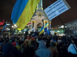 Закон об амнистии участников Евромайдана в западных СМИ - BBC Закон об амнистии участников Евромайдана в западных СМИ - BBC