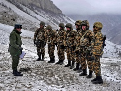 НАТО подверг критике перенос Россией пограничной зоны на 11 км в сторону Грузии НАТО подверг критике перенос Россией пограничной зоны на 11 км в сторону Грузии