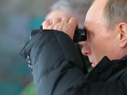 Российский политолог: после ареста Фирташа Путин идет на попятную Российский политолог: после ареста Фирташа Путин идет на попятную