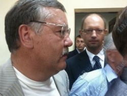 Фракция НУ-НС провела чистку своих рядов