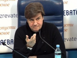 Вадим Карасев: Если Порошенко будет сильным Президентом, он отработает два срока