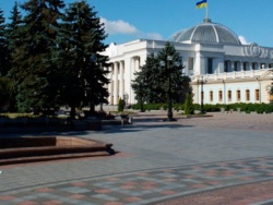 В Верховную раду подан законопроект о парламентских выборах 2012 года