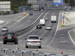 Отмена техосмотра автомобилей больно ударила по карману украинских гаишников Отмена техосмотра автомобилей больно ударила по карману украинских гаишников