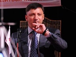 Известный украинский нейрохирург арестован за поддельный диплом Известный украинский нейрохирург арестован за поддельный диплом