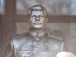 Иосиф Сталин, как декоративный элемент запорожского обкома компартии