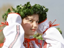 Украинская молодежь гордится своей национальностью Украинская молодежь гордится своей национальностью
