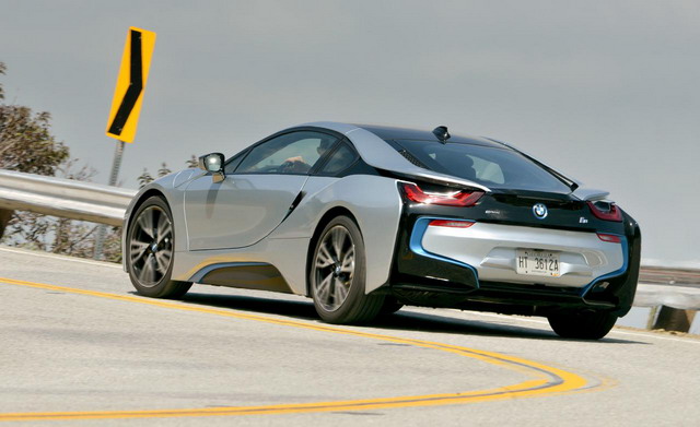 BMW i8 2015 года 4