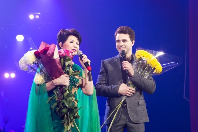 roza_rymbaeva_i_vlad_sytnik_3_1.jpg